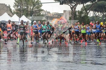 2019-04-07 - partenza top runners - XXV MARATONA INTERNAZIONALE DI ROMA - MARATHON - ATHLETICS